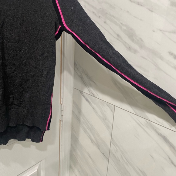 Autumn Cashmere Grey, Pink, and Black Sweater - Picture 4 of 6